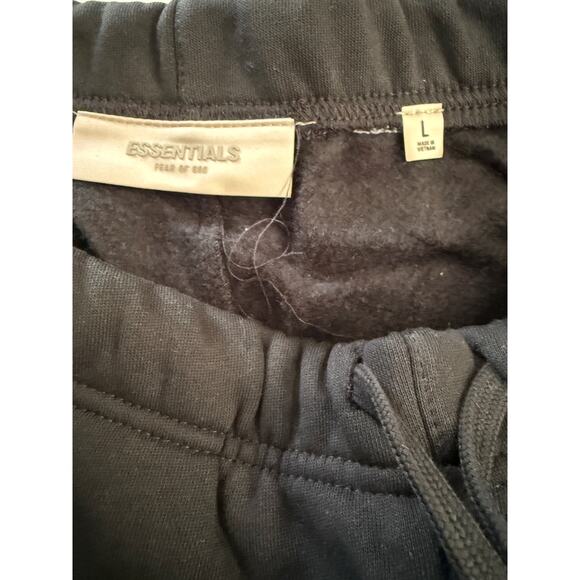 Fear of God ESSENTIALS Stretch Limo Black Men's Sweat Shorts NWT Sz L - Picture 9 of 9